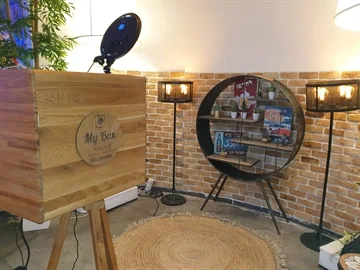 עמדת צילום לאירוע סלפי/ עמדת צילום לאירועים סלפי